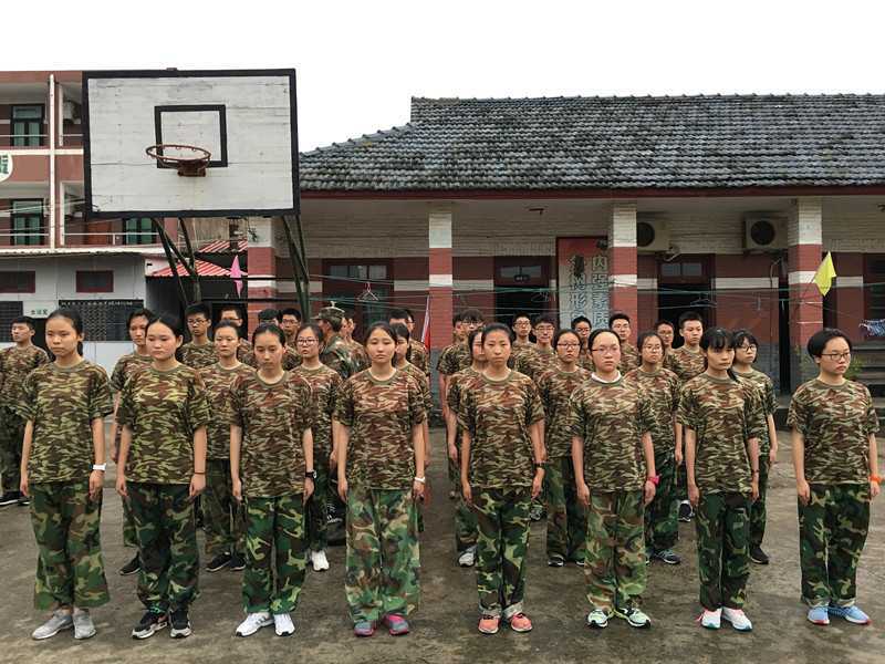 14微信图片_20170827100107_副本.jpg